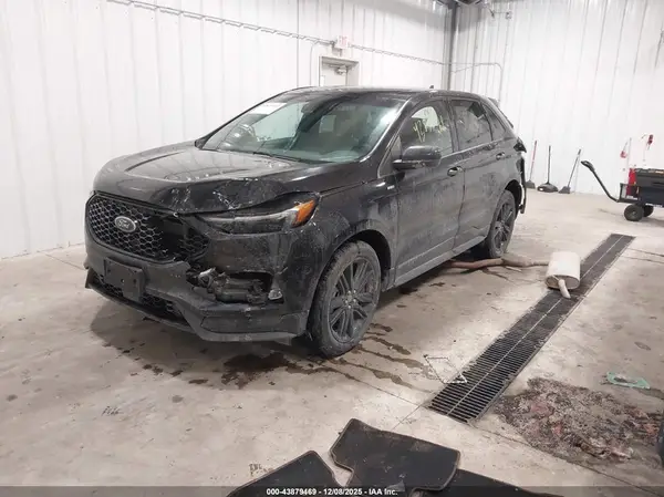 2FMPK4J93NBB11124 2022 FORD EDGE - Image 2