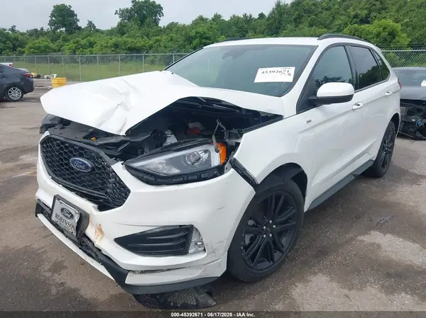 2FMPK4J93PBA11835 2023 FORD EDGE - Image 2
