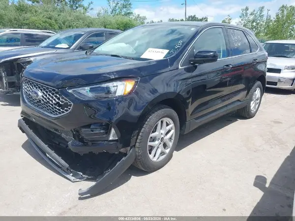 2FMPK4J93PBA22513 2023 FORD EDGE - Image 2