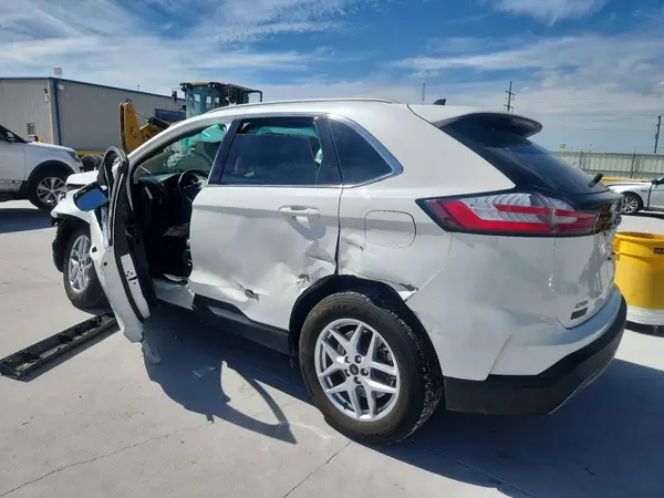 2FMPK4J93PBA32989 2023 FORD EDGE - Image 2