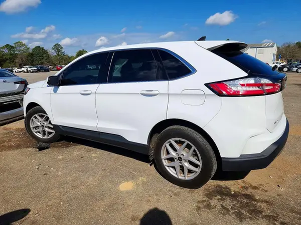 2FMPK4J93PBA35391 2023 FORD EDGE - Image 2
