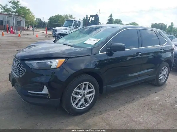 2FMPK4J93PBA38081 2023 FORD EDGE - Image 2