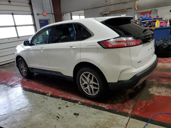 2FMPK4J93PBA41532 2023 FORD EDGE - Image 2
