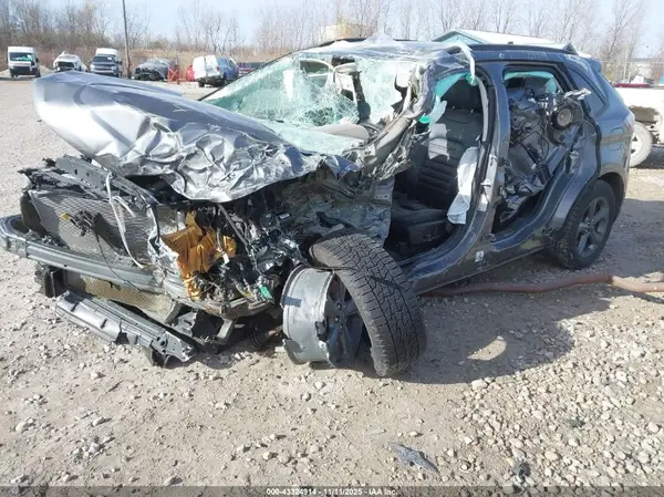 2FMPK4J93PBA52059 2023 FORD EDGE - Image 2