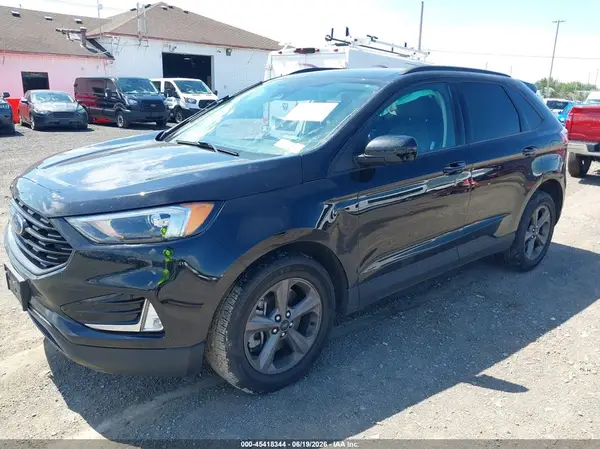 2FMPK4J93RBA01003 2024 FORD EDGE - Image 2