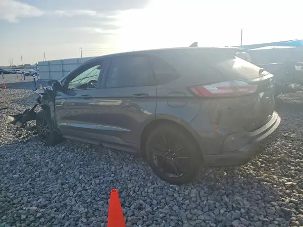2FMPK4J93RBA17928 2024 FORD EDGE - Image 2