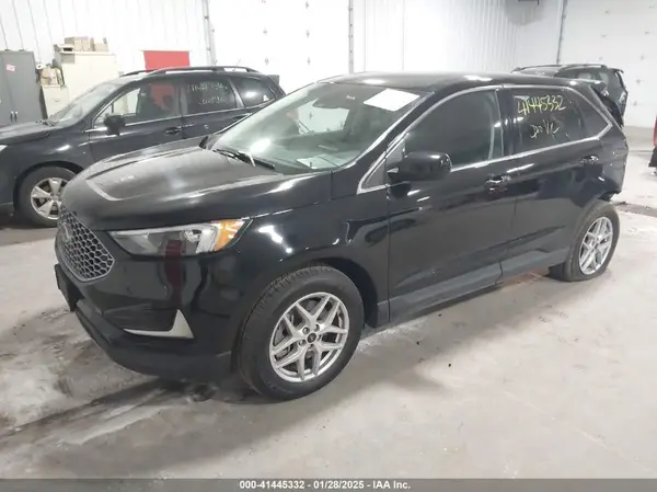 2FMPK4J93RBA36639 2024 FORD EDGE - Image 2