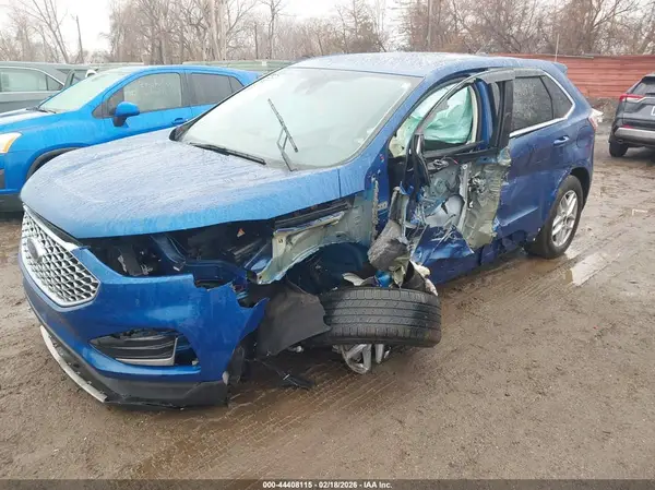2FMPK4J93RBA63923 2024 FORD EDGE - Image 2