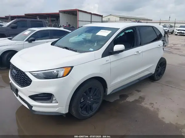 2FMPK4J93RBA87896 2024 FORD EDGE - Image 2