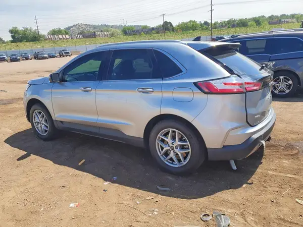 2FMPK4J93RBB15972 2024 FORD EDGE - Image 2