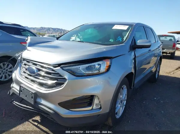 2FMPK4J94MBA15923 2021 FORD EDGE - Image 2