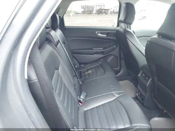 2FMPK4J94MBA43236 2021 FORD EDGE - Image 8