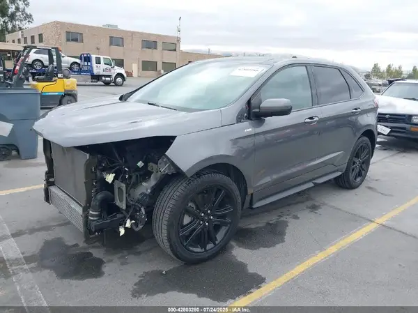 2FMPK4J94NBA01814 2022 FORD EDGE - Image 2