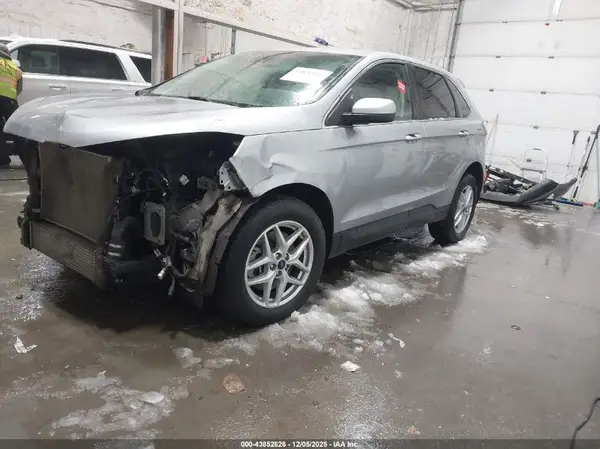 2FMPK4J94NBA60667 2022 FORD EDGE - Image 2