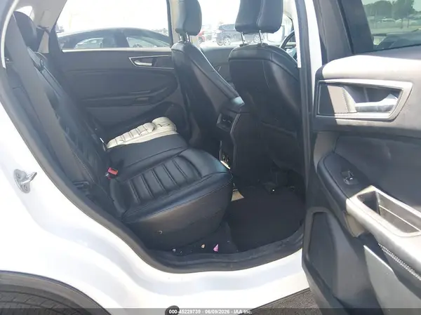 2FMPK4J94NBA73323 2022 FORD EDGE - Image 8
