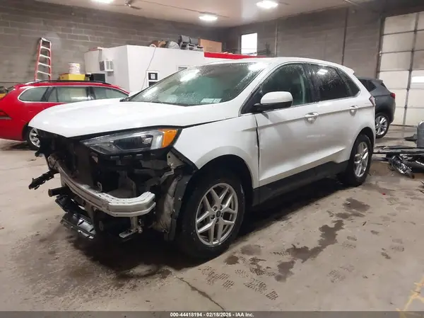 2FMPK4J94NBA94835 2022 FORD EDGE - Image 2