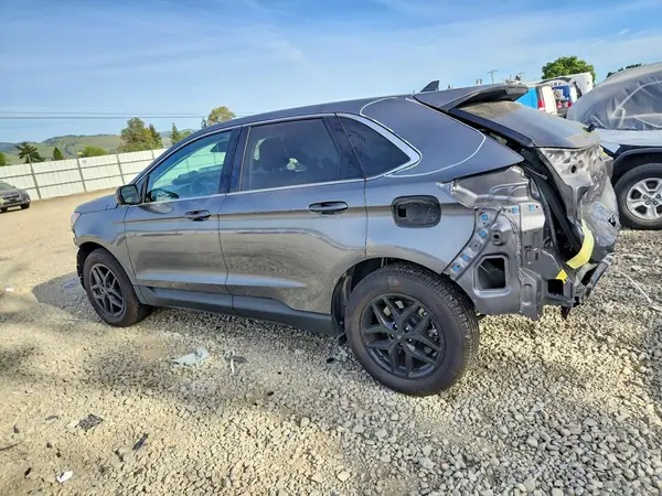 2FMPK4J94RBA81279 2024 FORD EDGE - Image 2