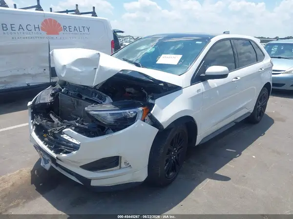 2FMPK4J94RBA85042 2024 FORD EDGE - Image 2
