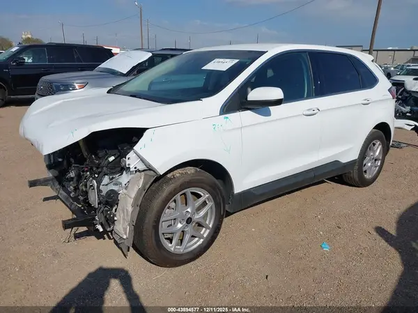 2FMPK4J94RBA99636 2024 FORD EDGE - Image 2