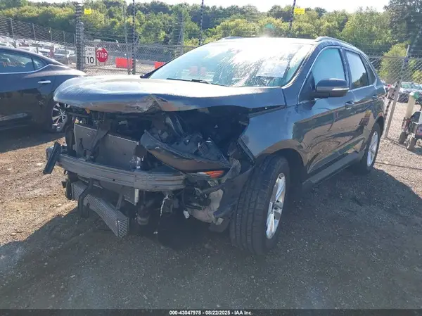 2FMPK4J95LBA59461 2020 FORD EDGE - Image 2