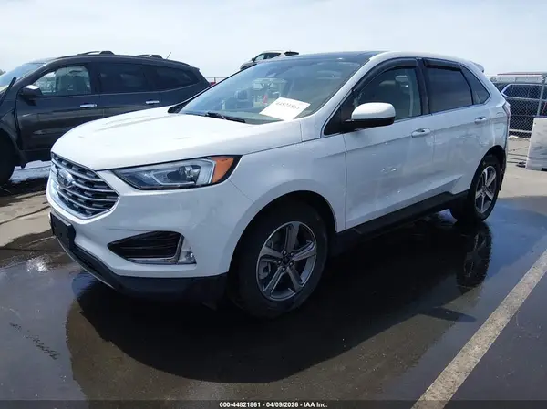 2FMPK4J95MBA24453 2021 FORD EDGE - Image 2