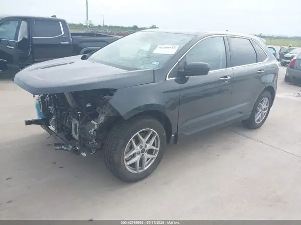 2FMPK4J95MBA33086 2021 FORD EDGE - Image 2