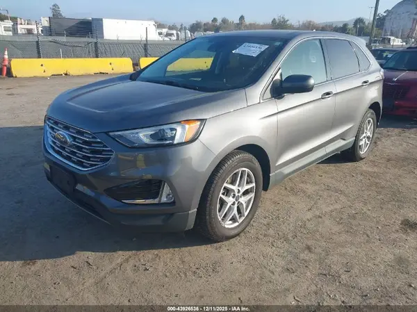 2FMPK4J95MBA55086 2021 FORD EDGE - Image 2
