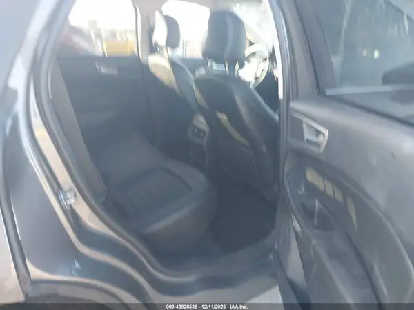 2FMPK4J95MBA55086 2021 FORD EDGE - Image 8