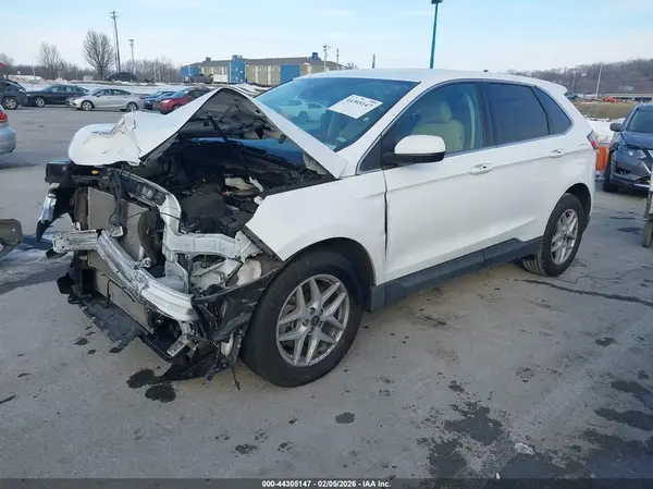 2FMPK4J95NBA07623 2022 FORD EDGE - Image 2