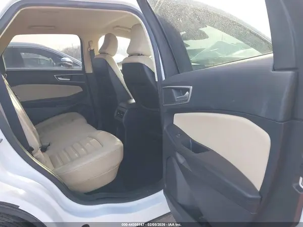 2FMPK4J95NBA07623 2022 FORD EDGE - Image 8