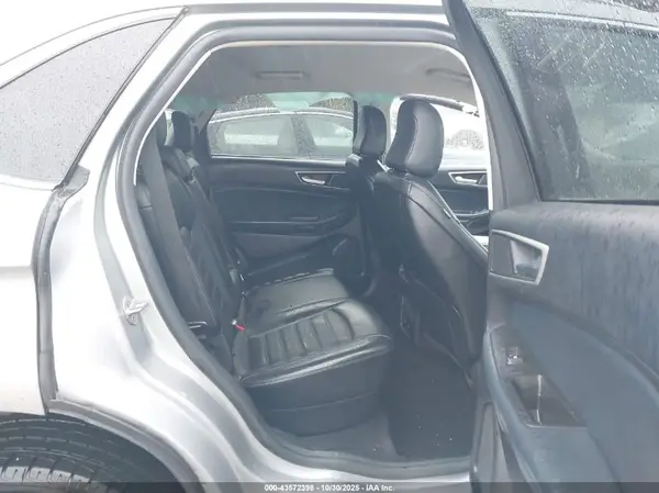 2FMPK4J95NBA10828 2022 FORD EDGE - Image 8