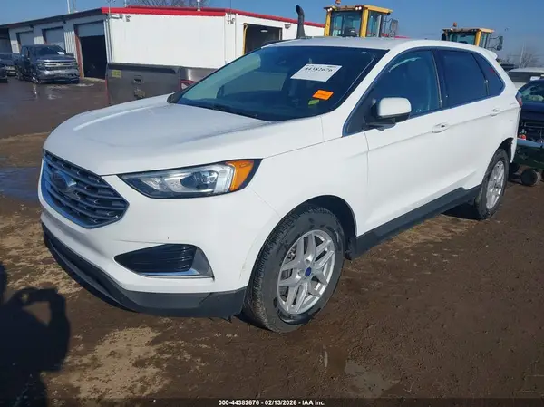 2FMPK4J95NBA13812 2022 FORD EDGE - Image 2