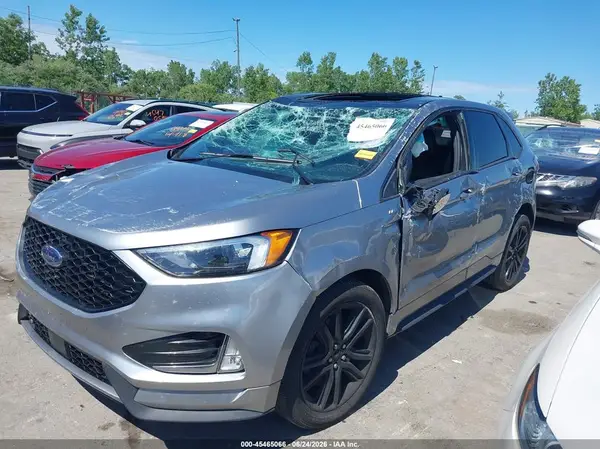 2FMPK4J95NBA19481 2022 FORD EDGE - Image 2