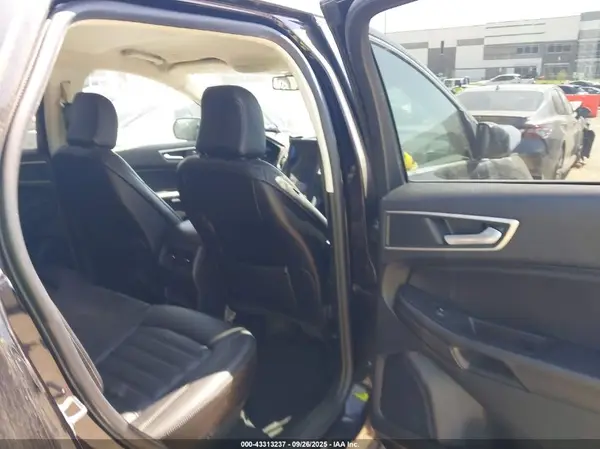 2FMPK4J95NBA39049 2022 FORD EDGE - Image 8