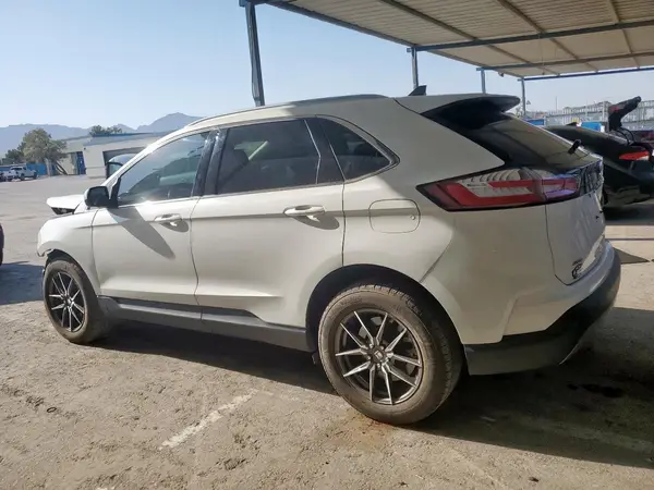 2FMPK4J95NBA65957 2022 FORD EDGE - Image 2