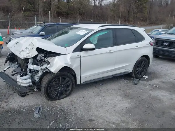 2FMPK4J95NBA87991 2022 FORD EDGE - Image 2