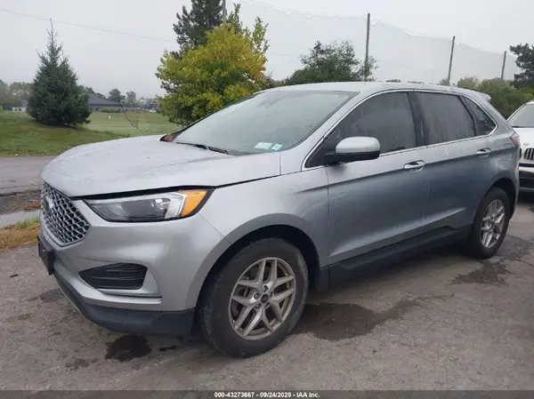 2FMPK4J95PBA18947 2023 FORD EDGE - Image 2