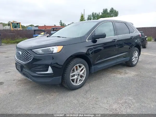 2FMPK4J95PBA53519 2023 FORD EDGE - Image 2