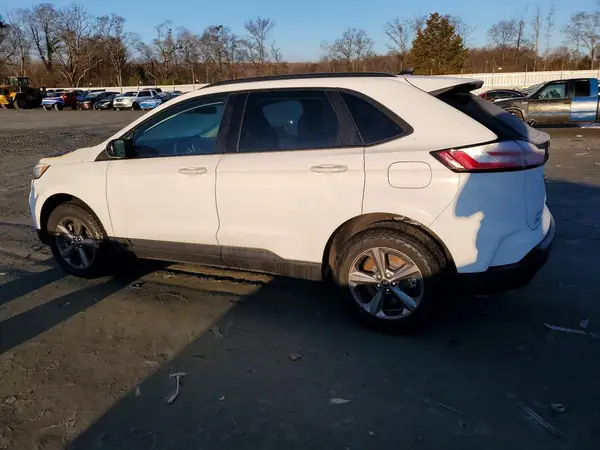 2FMPK4J95RBA06557 2024 FORD EDGE - Image 2