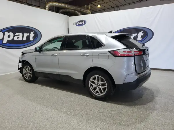 2FMPK4J95RBA37565 2024 FORD EDGE - Image 2