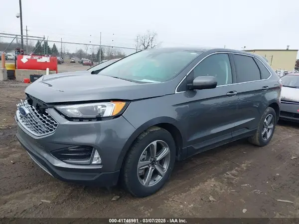 2FMPK4J95RBA45651 2024 FORD EDGE - Image 2