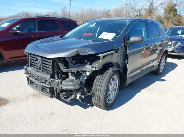 2FMPK4J95RBA50557 2024 FORD EDGE - Image 2