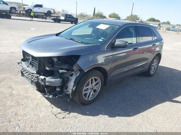 2FMPK4J95RBA98270 2024 FORD EDGE - Image 2
