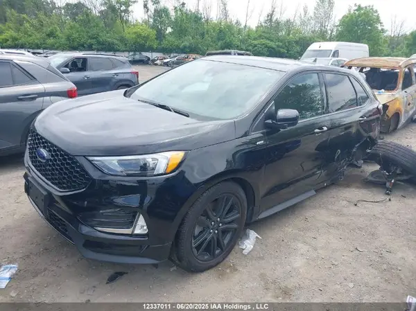 2FMPK4J95RBB10014 2024 FORD EDGE - Image 2