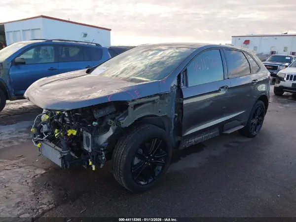 2FMPK4J96NBA12393 2022 FORD EDGE - Image 2
