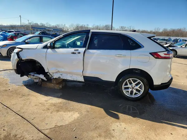 2FMPK4J96PBA40035 2023 FORD EDGE - Image 2
