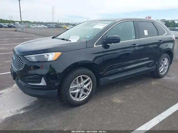 2FMPK4J96RBA76035 2024 FORD EDGE - Image 2