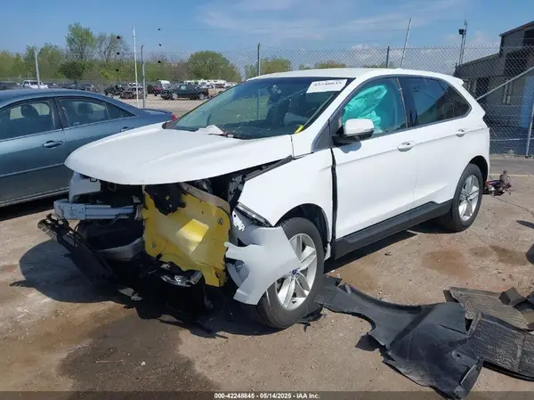 2FMPK4J97JBB09757 2018 FORD EDGE - Image 2