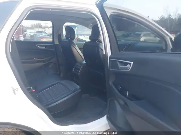 2FMPK4J97JBB81865 2018 FORD EDGE - Image 8