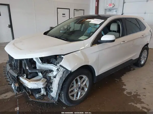 2FMPK4J97MBA39486 2021 FORD EDGE - Image 2